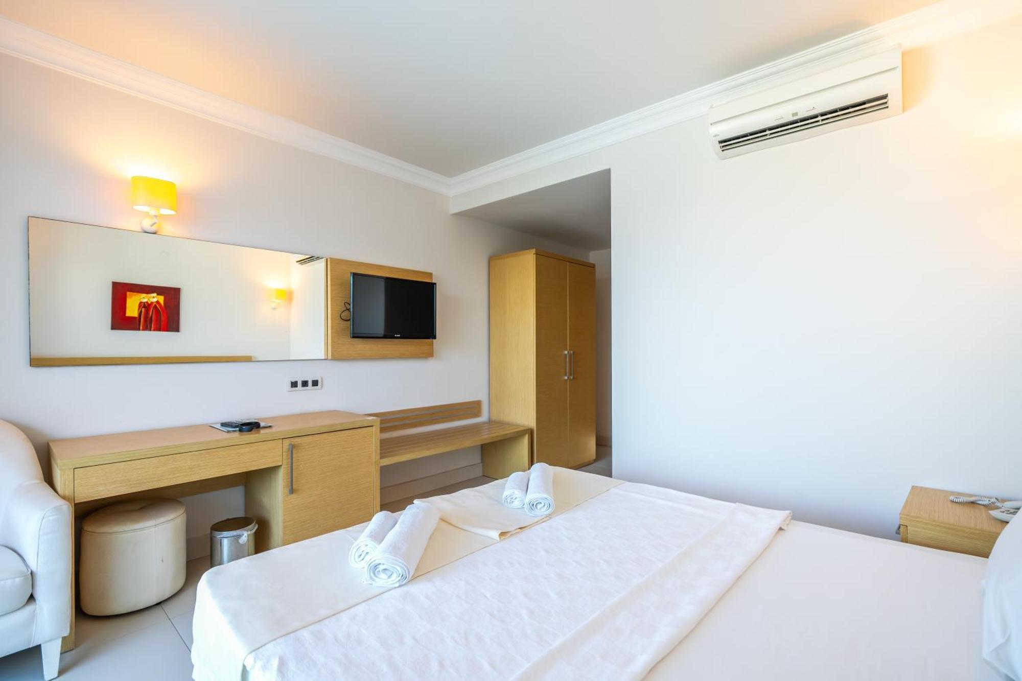 טורגוטריס Dragut Point South Hotel מראה חיצוני תמונה